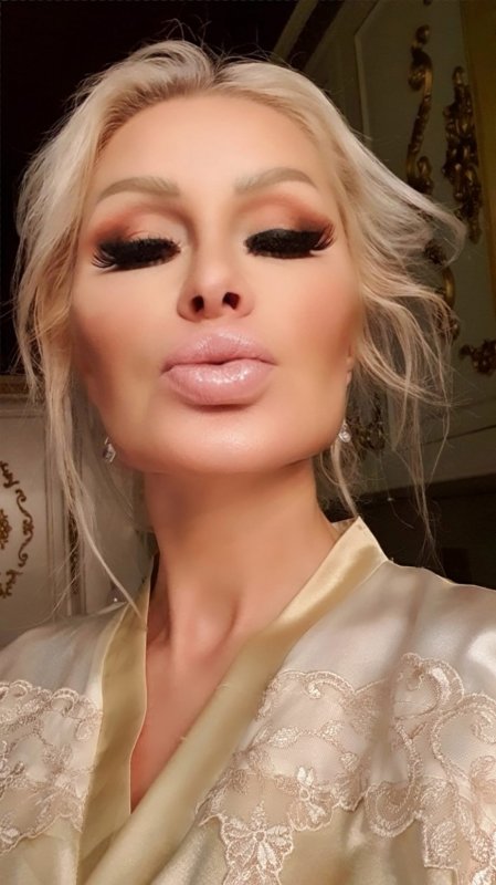 Paris Wilton Tantra Brno_5