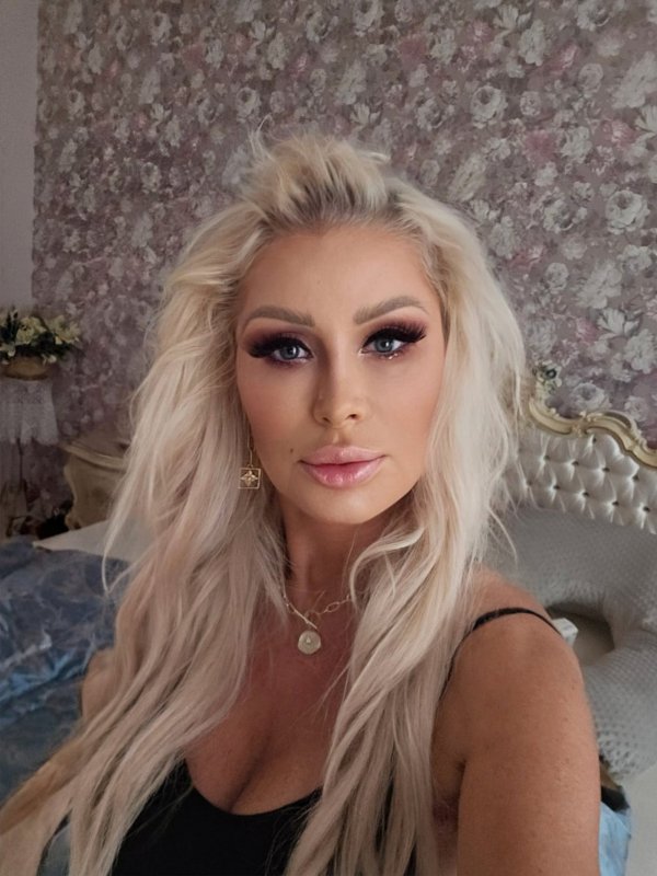 Paris Wilton Tantra Brno_15