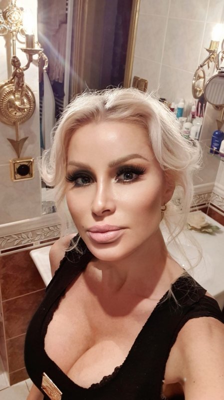 Paris Wilton Tantra Brno_16