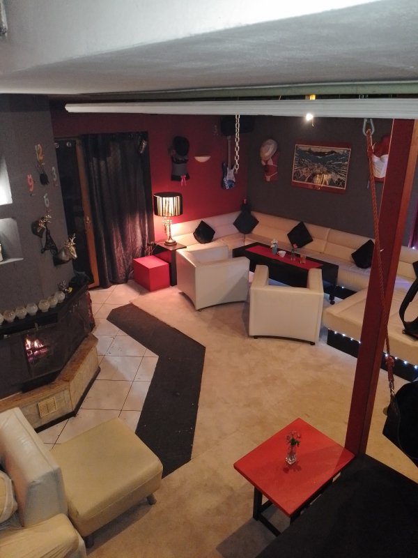 SWINGERS PARTY A MILENECKÝ AZYL NA TROJCE _1