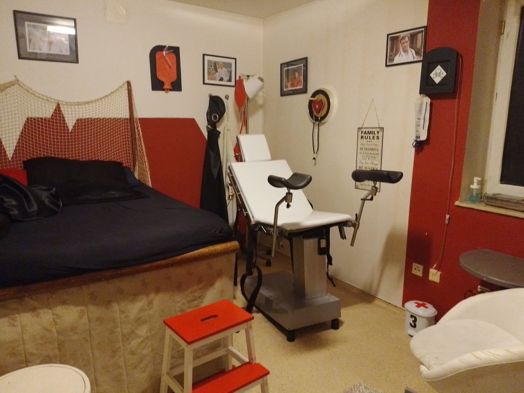 SWINGERS PARTY A MILENECKÝ AZYL NA TROJCE _2