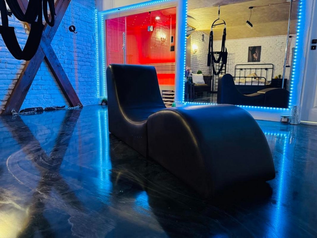 The Playroom BDSM herna Karlín_0